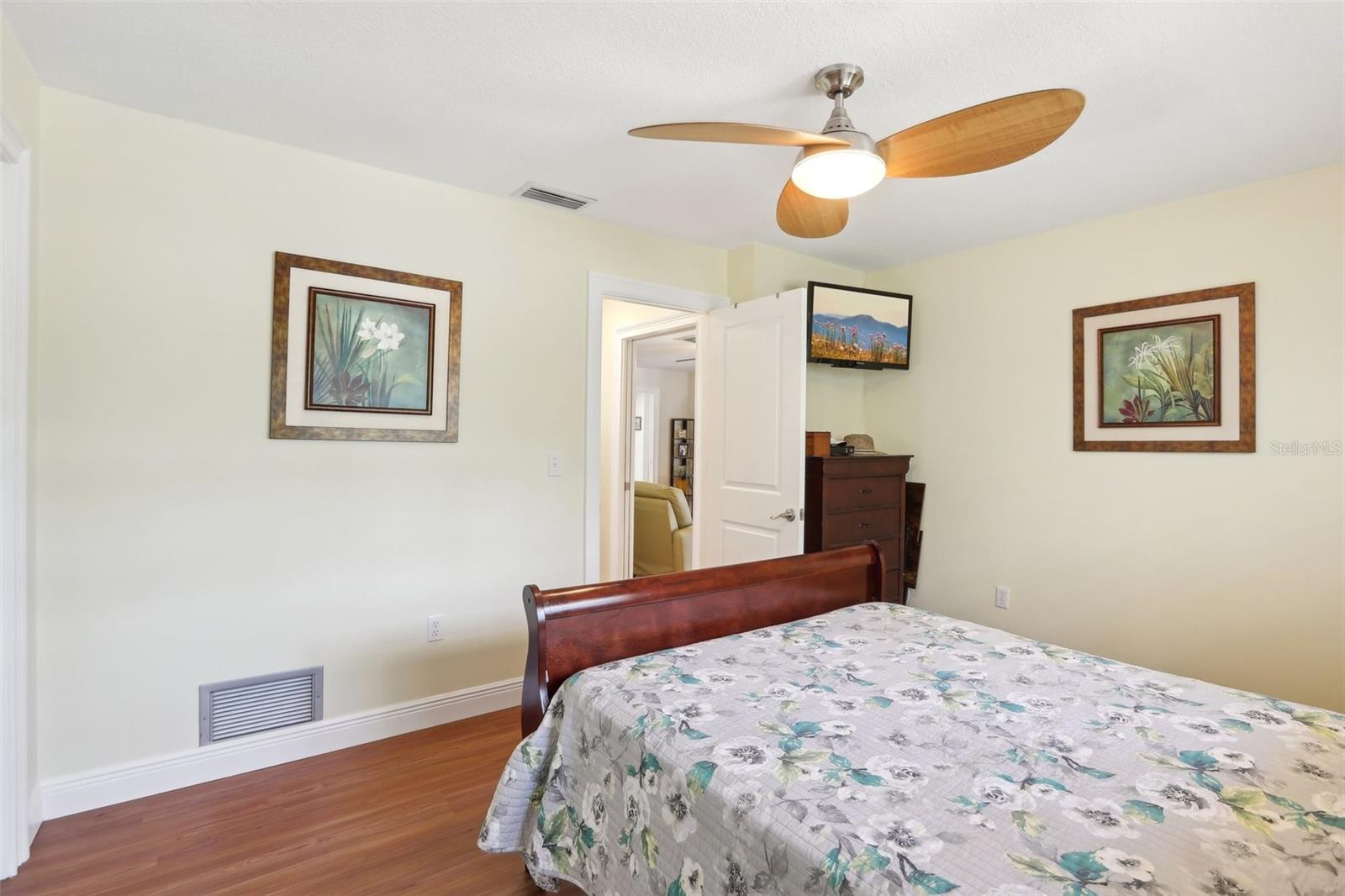Image 31 of 45 For 71 Flamingo Circle