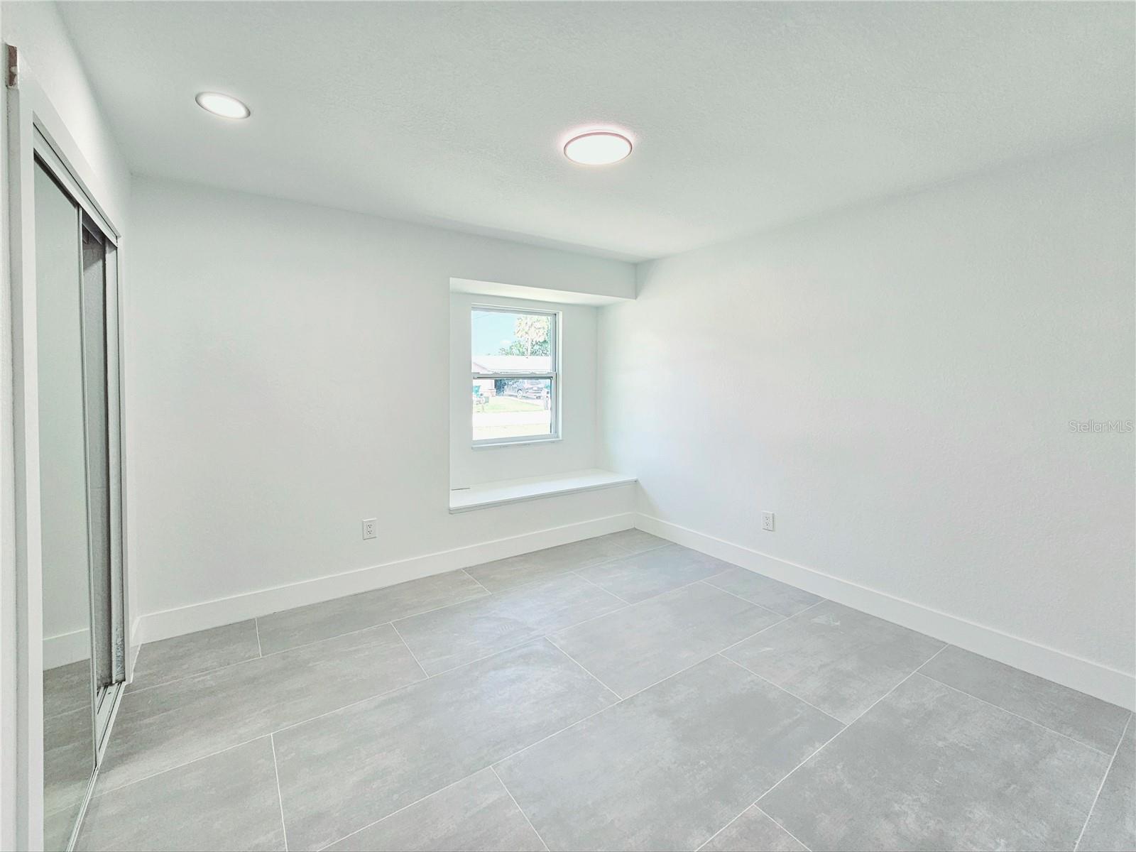 Image 21 of 55 For 20295 Lorenzo Avenue