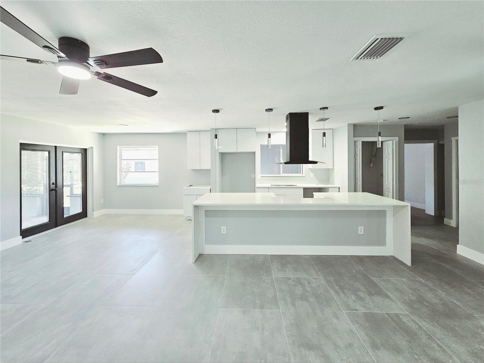 Image 9 of 55 For 20295 Lorenzo Avenue