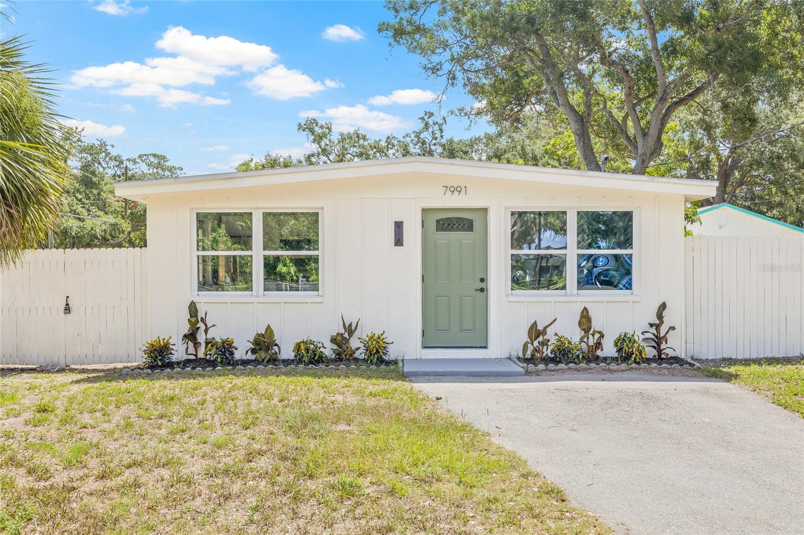 Details for 7991 54th Street N, PINELLAS PARK, FL 33781
