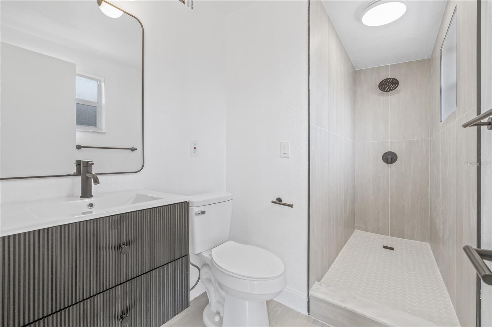Image 18 of 34 For 7991 54th Street N