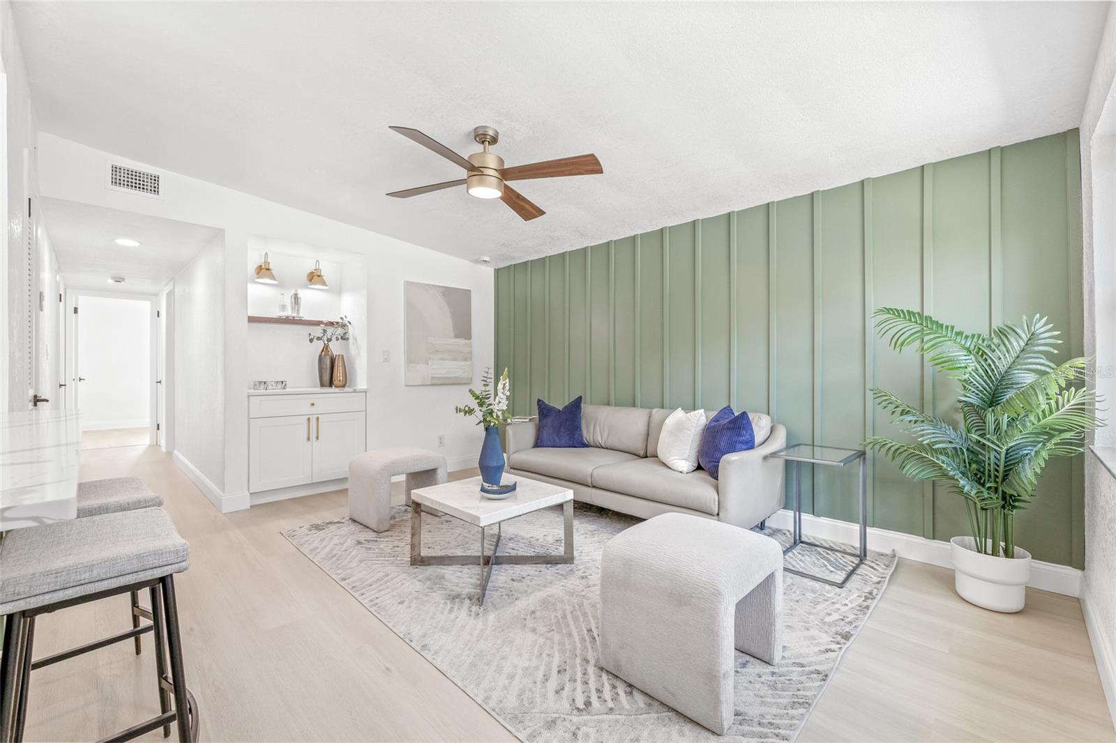 Image 4 of 34 For 7991 54th Street N