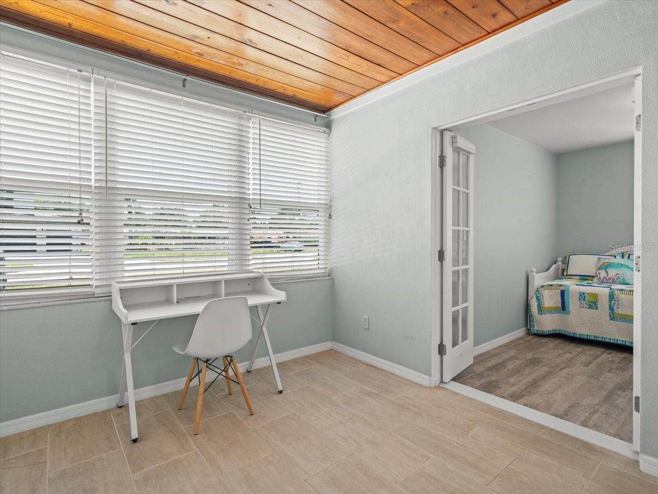 Image 30 of 61 For 4005 Coachman Avenue