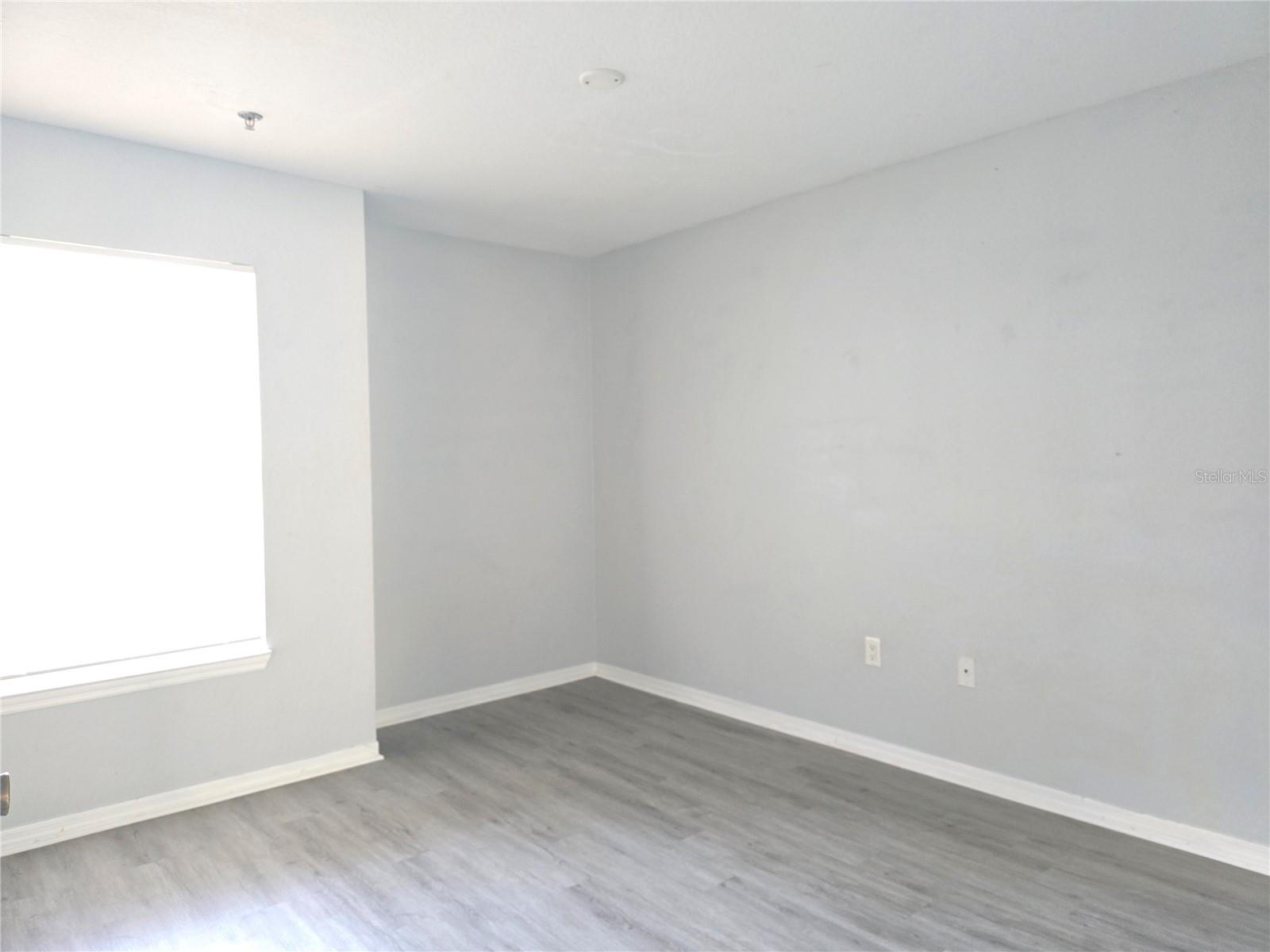 Listing photo id 14 for 12912 Arbor Isle Drive 204