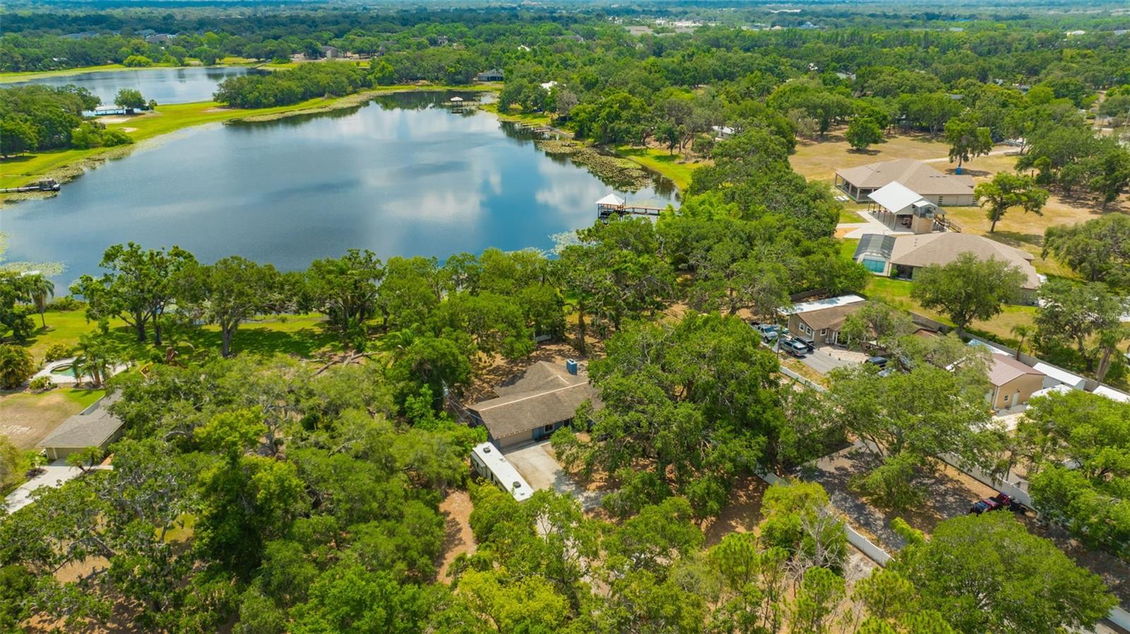 Listing photo id 32 for 525 Gornto Lake Road