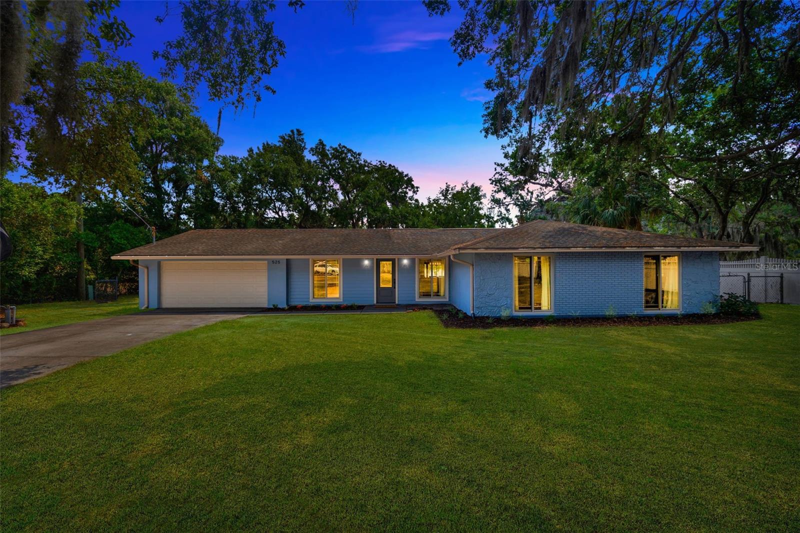 Listing photo id 34 for 525 Gornto Lake Road