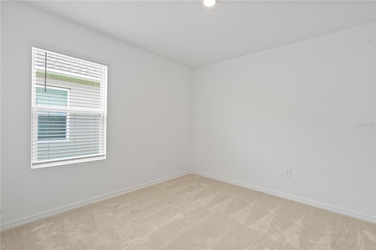 Image 18 of 34 For 5835 Gingham Drive