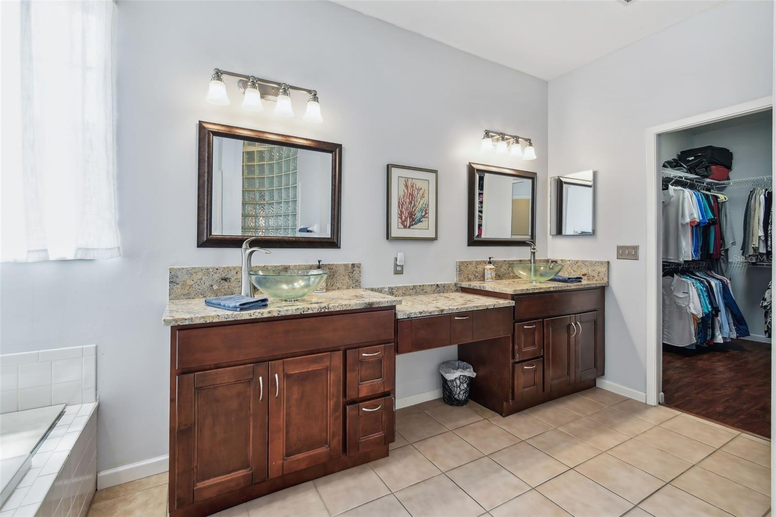 Image 21 of 62 For 13028 Prestwick Drive