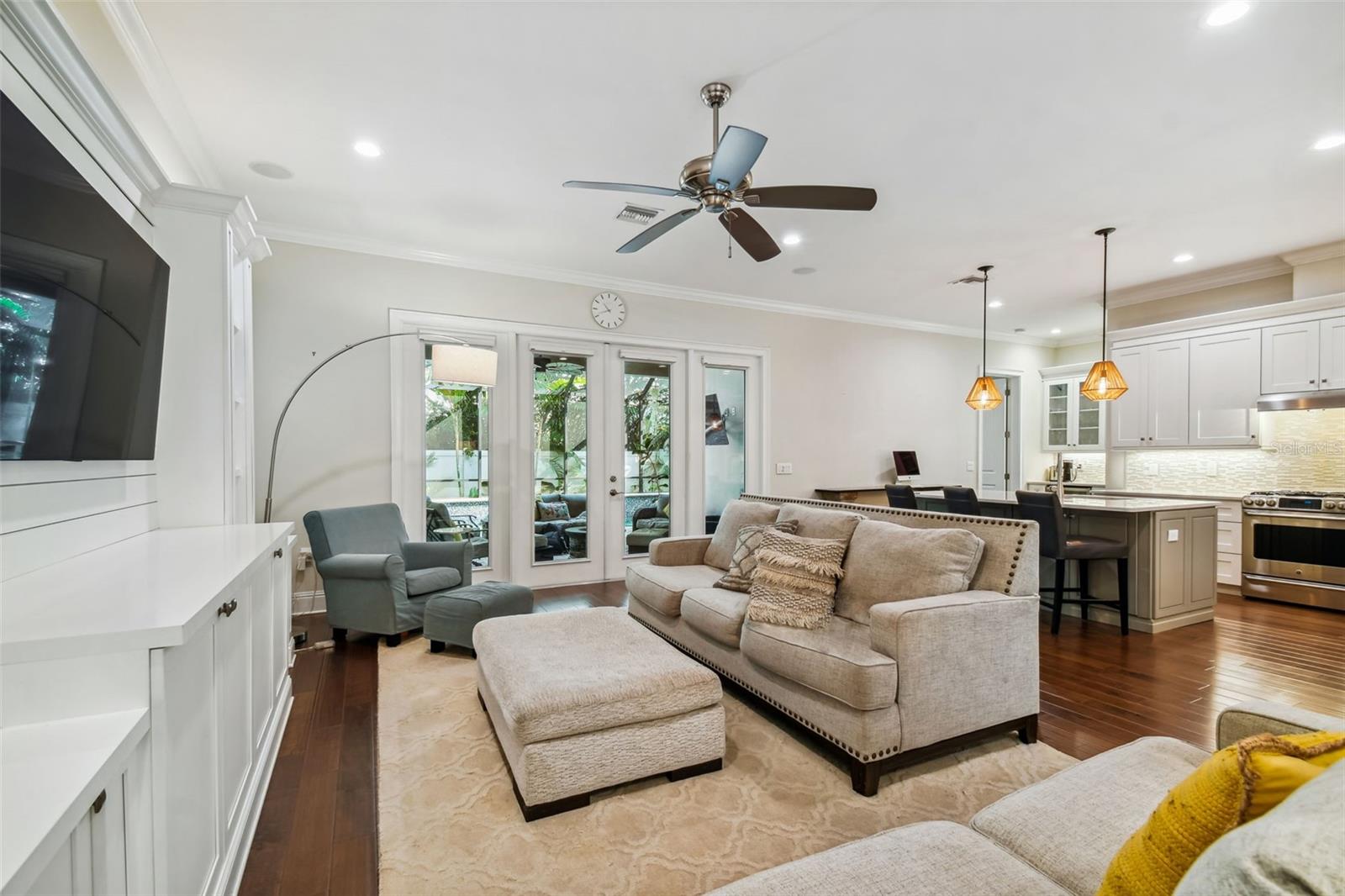 Image 11 of 44 For 3109 Granada Street