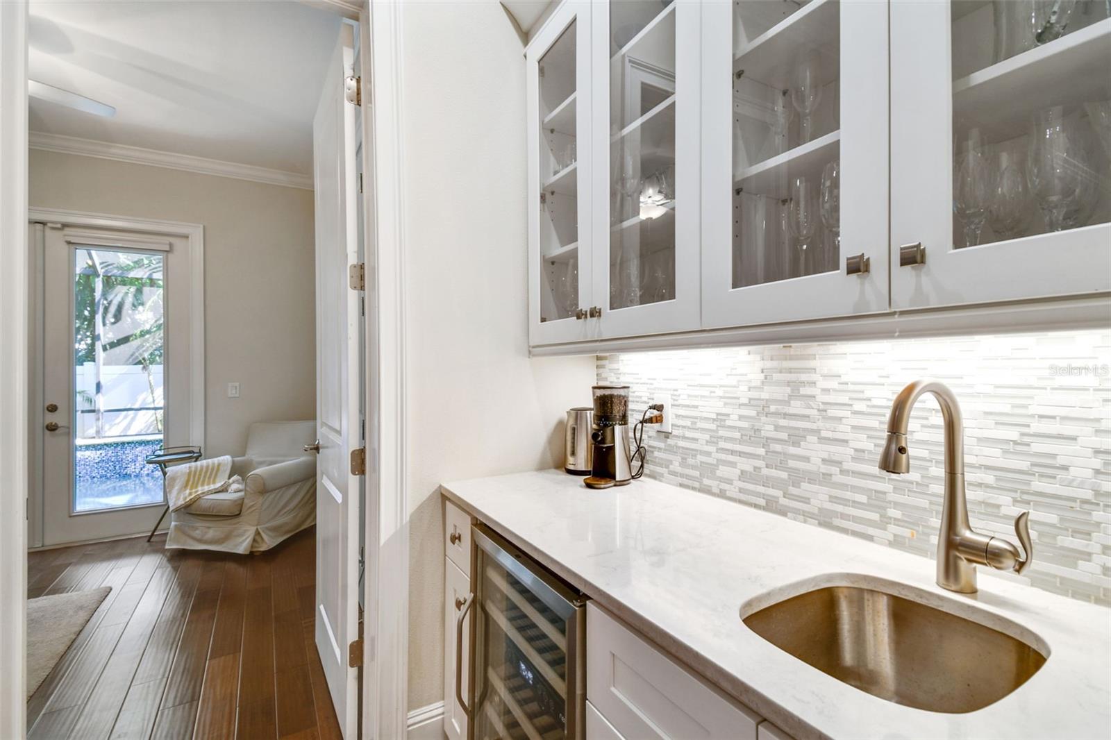 Image 19 of 44 For 3109 Granada Street