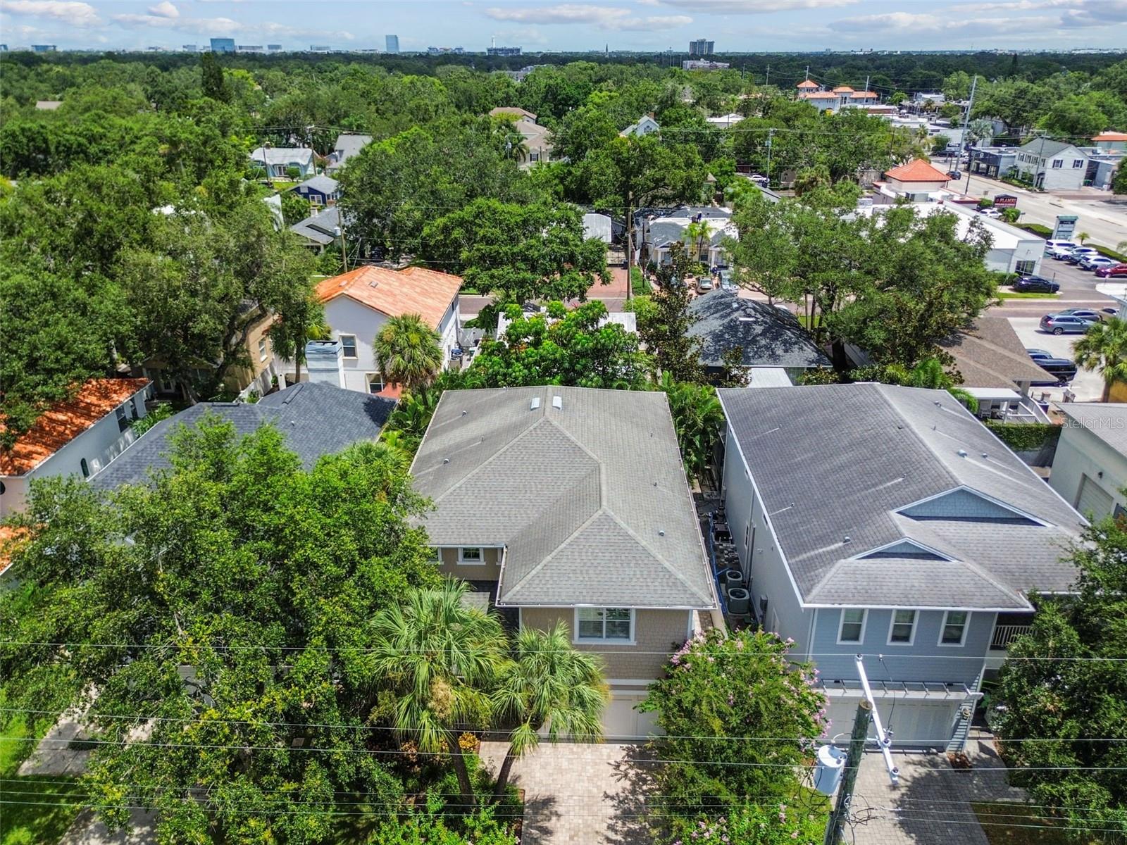 Listing photo id 55 for 3109 Granada Street