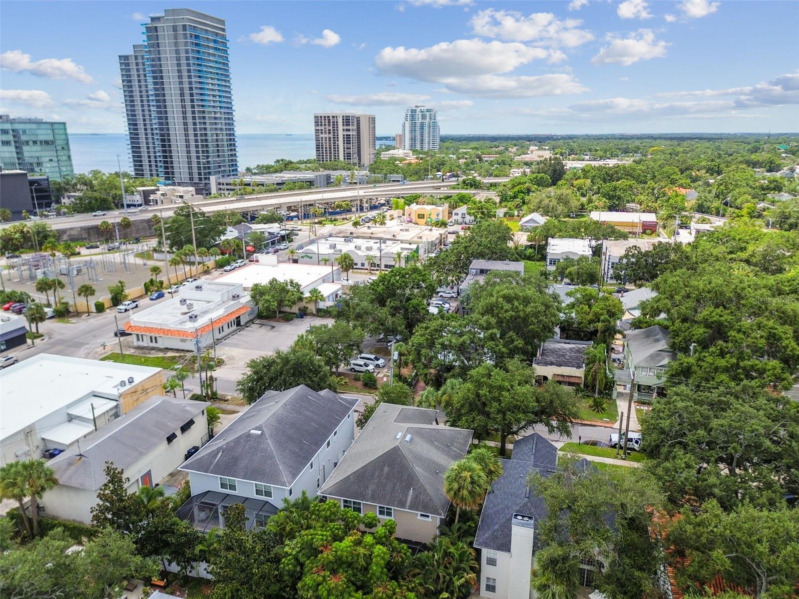 Listing photo id 59 for 3109 Granada Street