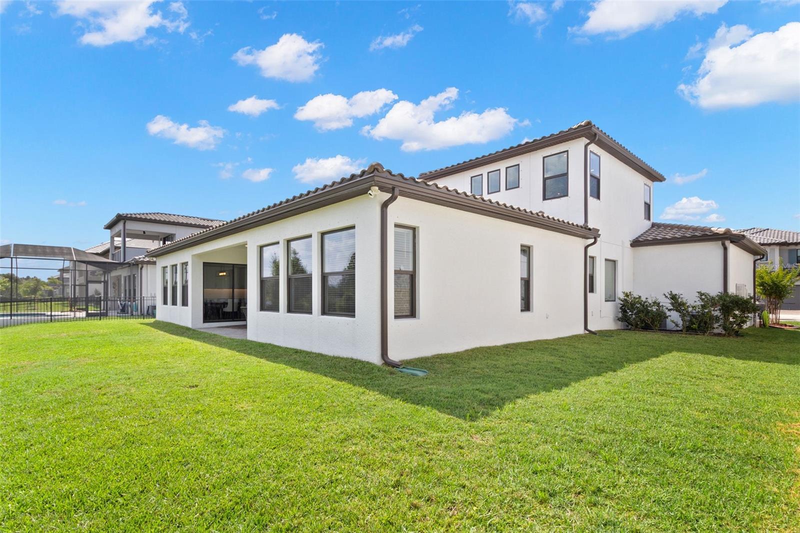 Listing photo id 22 for 6154 Marsh Trail Drive