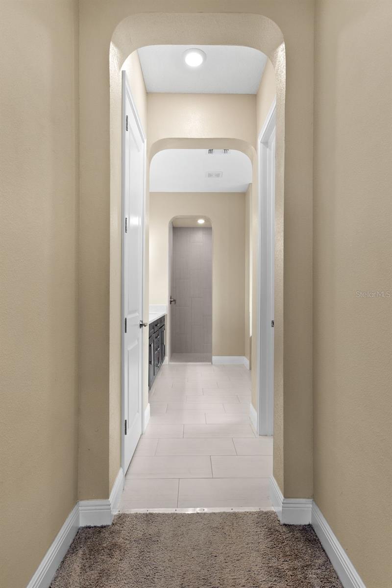 Listing photo id 29 for 6154 Marsh Trail Drive