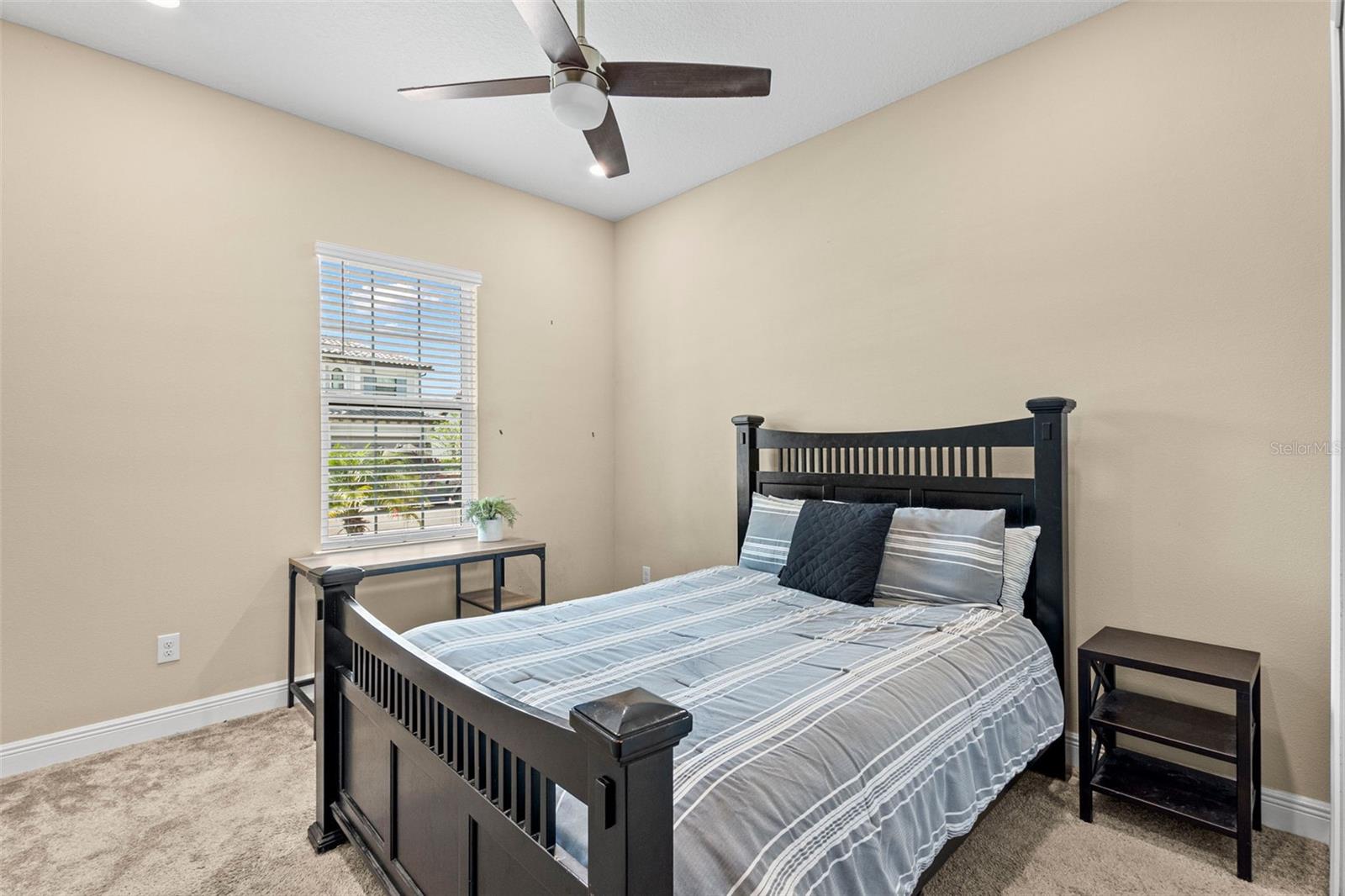 Listing photo id 40 for 6154 Marsh Trail Drive