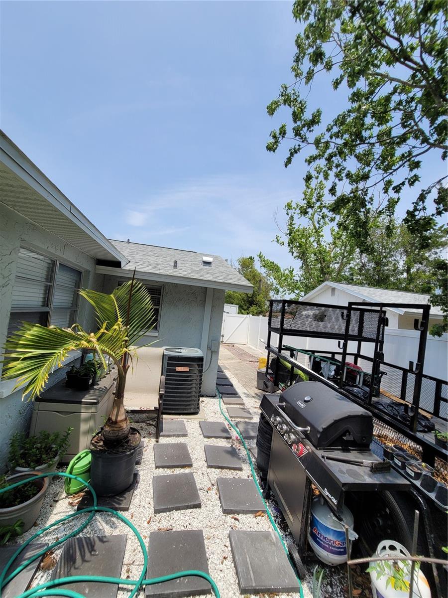 Image 23 of 63 For 6318 Ridge Crest Drive