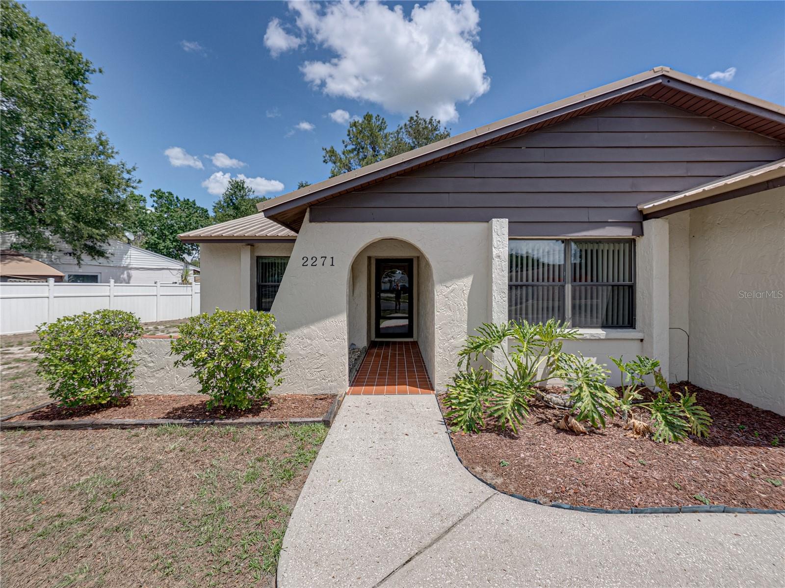 Details for 2271 Crystal Grove Lane, LAKELAND, FL 33801