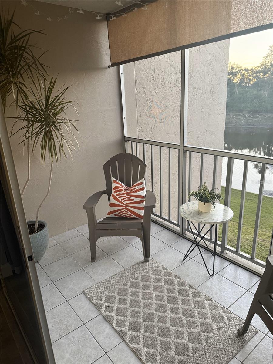 Image 2 of 10 For 948 Virginia Street 206