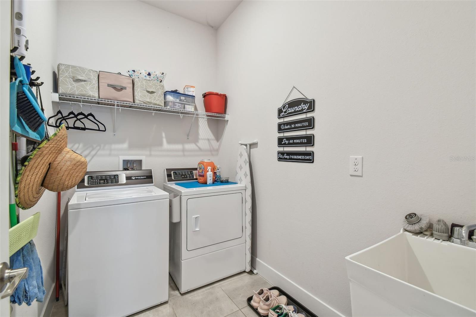 Image 35 of 66 For 8192 Ivy Stark Boulevard