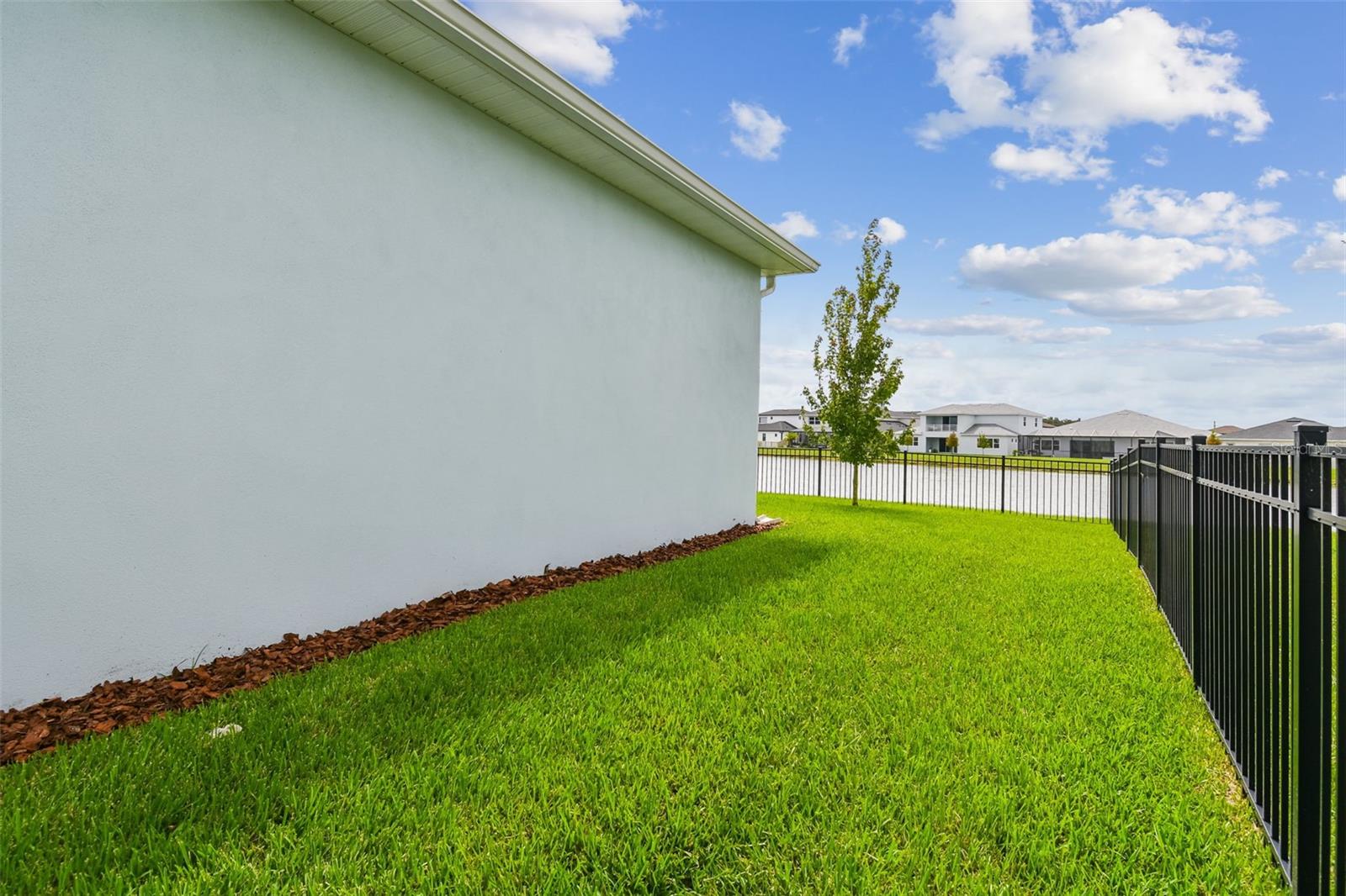 Image 61 of 66 For 8192 Ivy Stark Boulevard