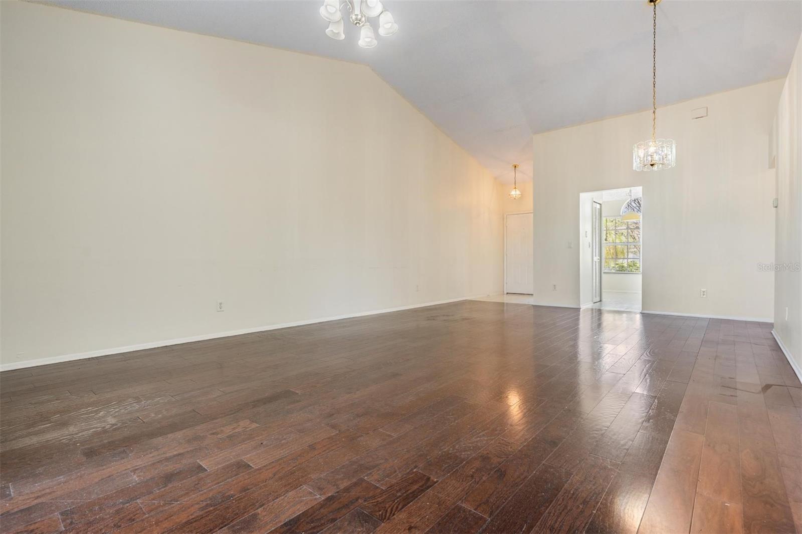 Image 10 of 46 For 2355 Bentley Drive