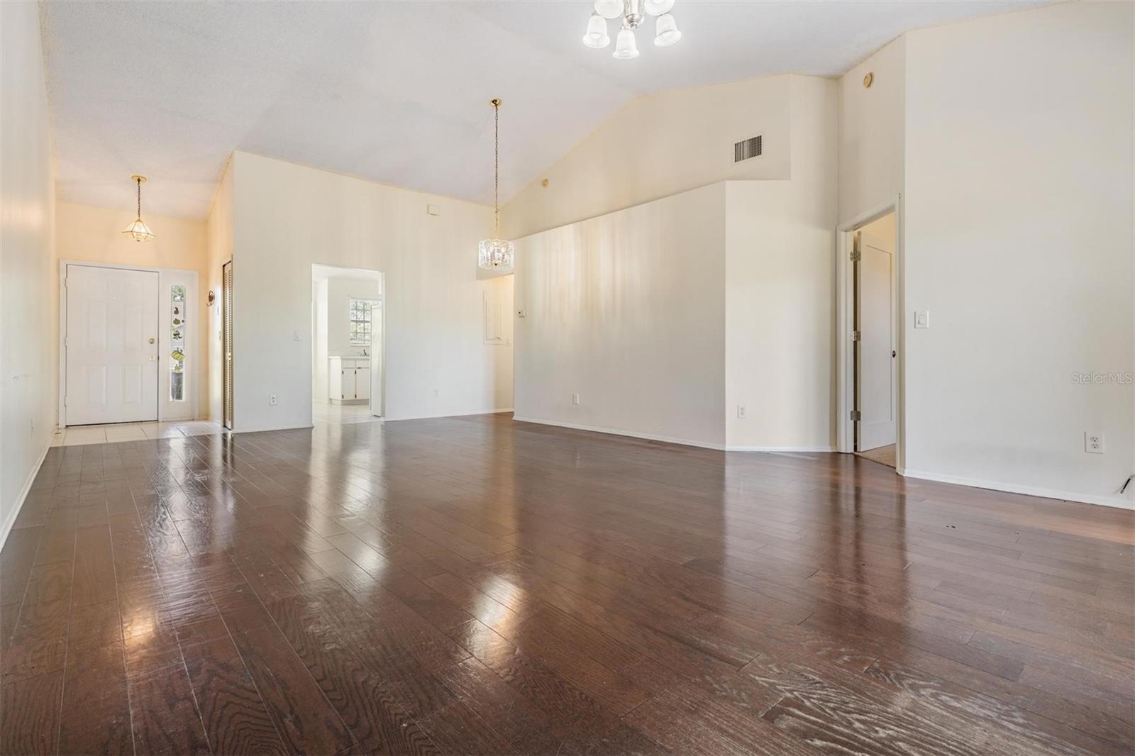 Image 11 of 46 For 2355 Bentley Drive