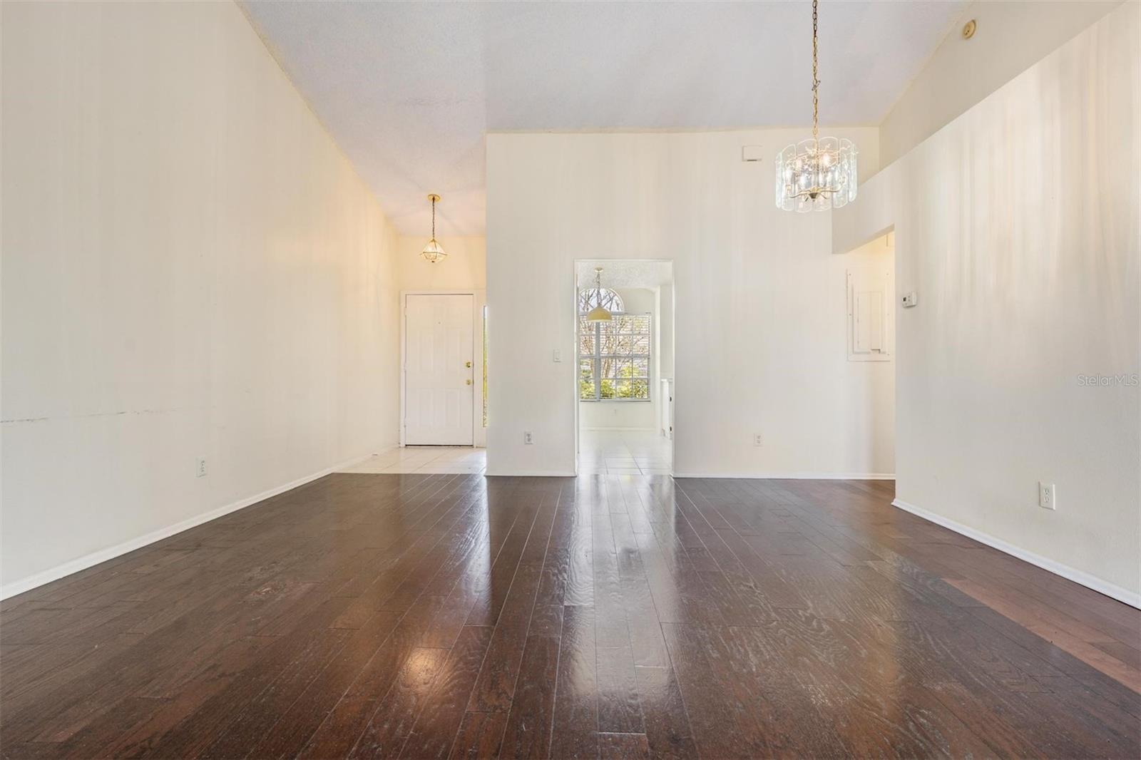 Image 8 of 46 For 2355 Bentley Drive