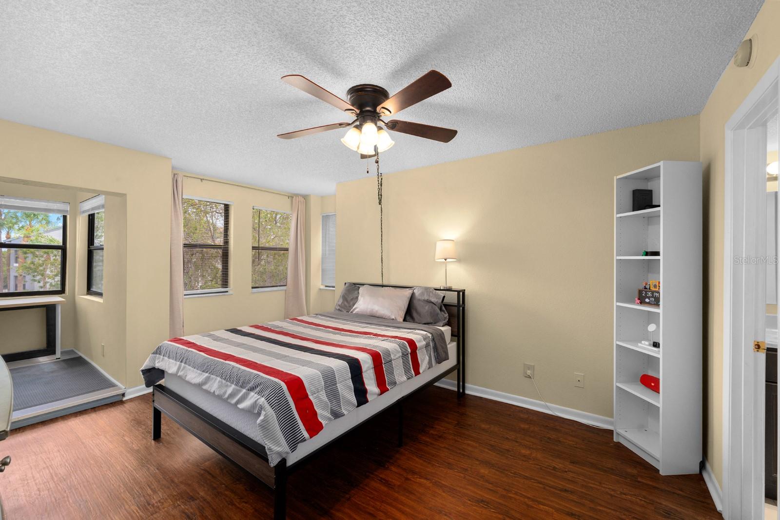 Image 11 of 30 For 1905 Oyster Catcher Lane 924