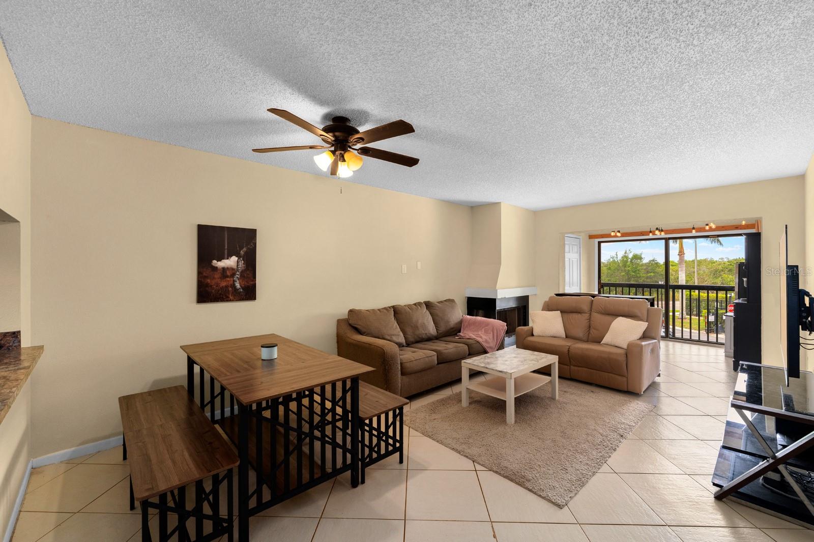 Image 3 of 30 For 1905 Oyster Catcher Lane 924