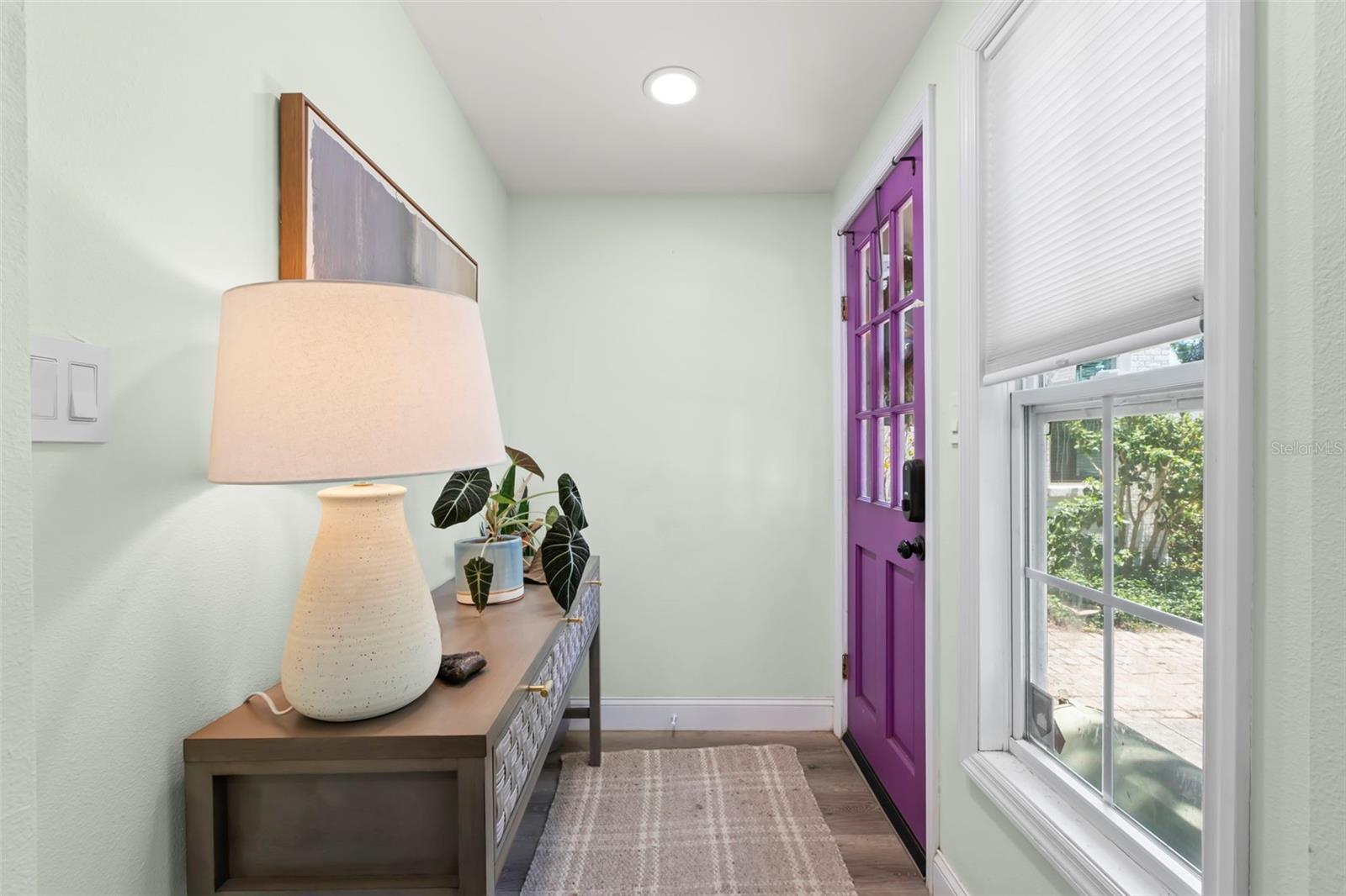 Image 6 of 55 For 427 21st Avenue N