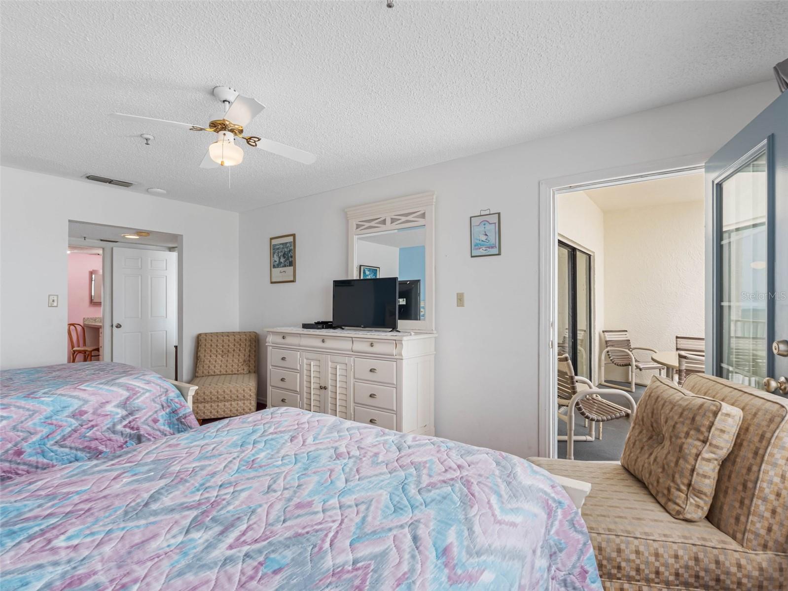 Image 14 of 45 For 13500 Gulf Boulevard 706