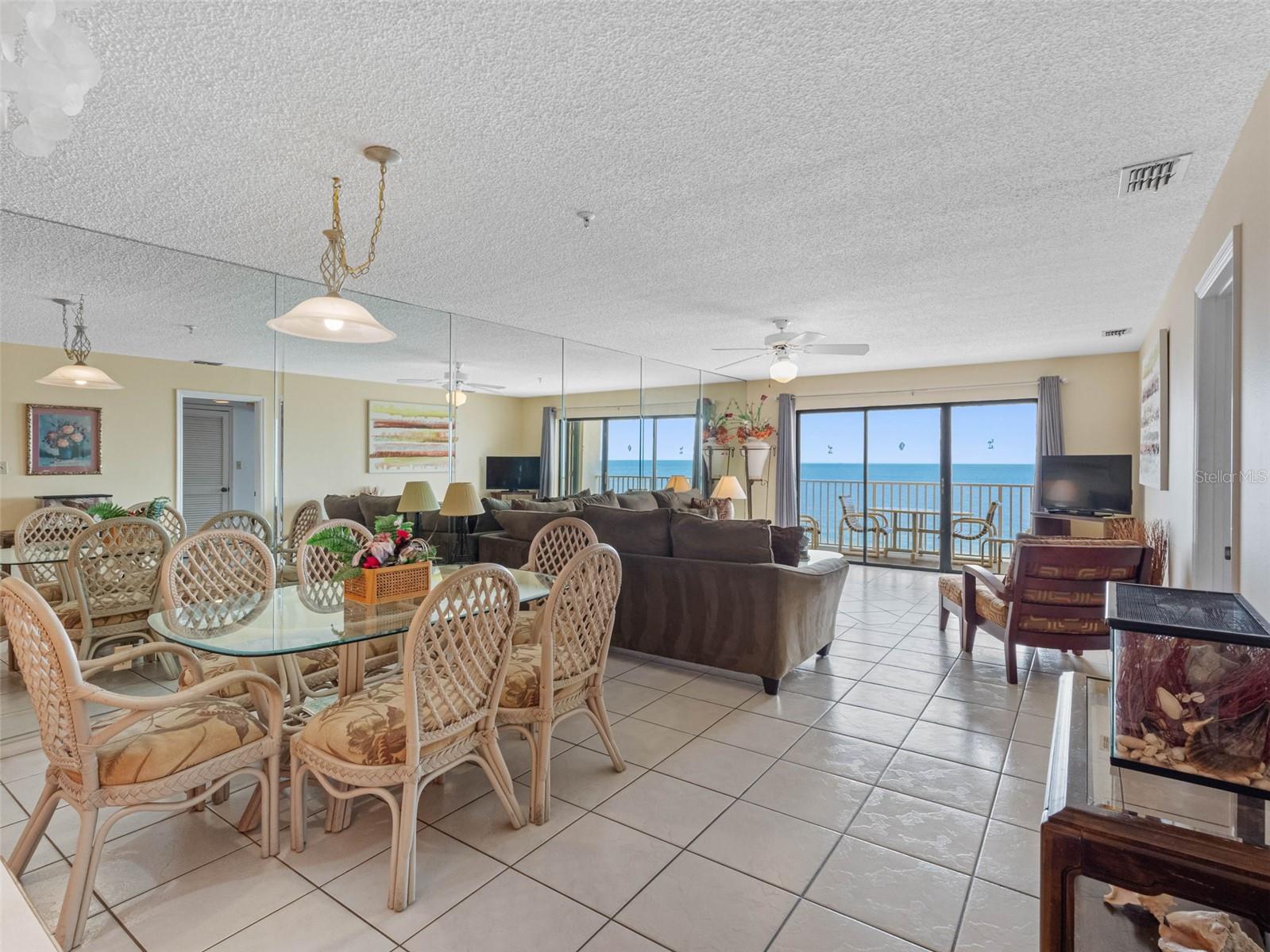 Image 2 of 45 For 13500 Gulf Boulevard 706