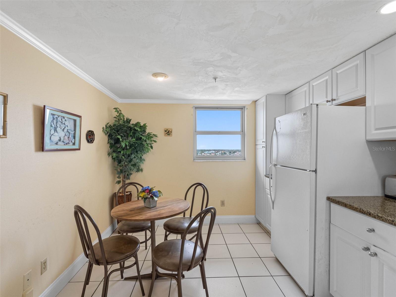 Image 33 of 45 For 13500 Gulf Boulevard 706