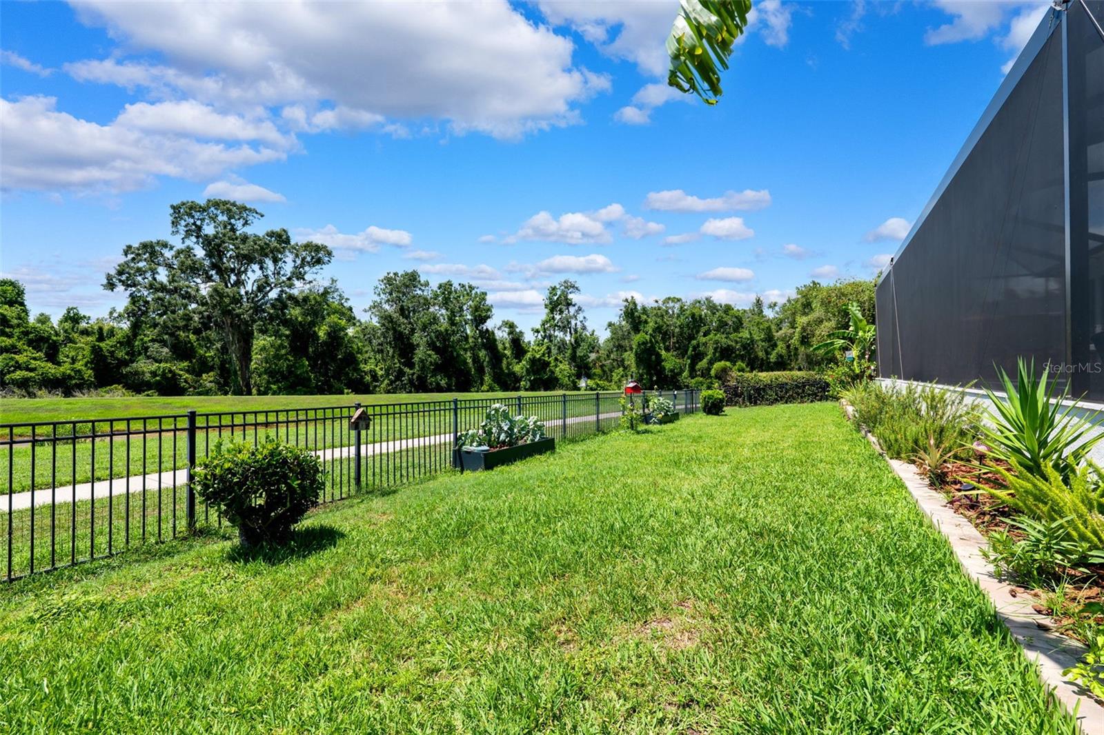 Image 66 of 75 For 15936 Ternglade Drive