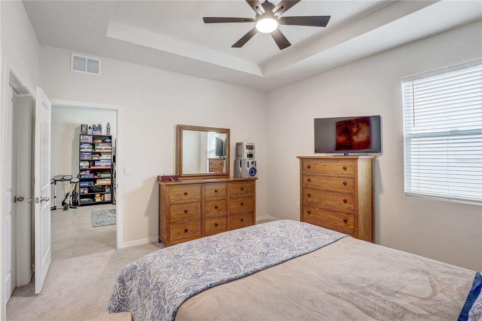 Image 20 of 26 For 12401 Shining Willow Street