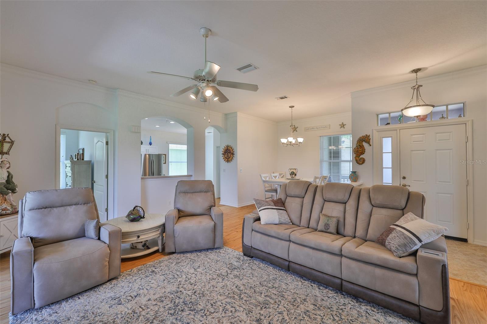 Image 3 of 44 For 2316 Lyndhurst Drive