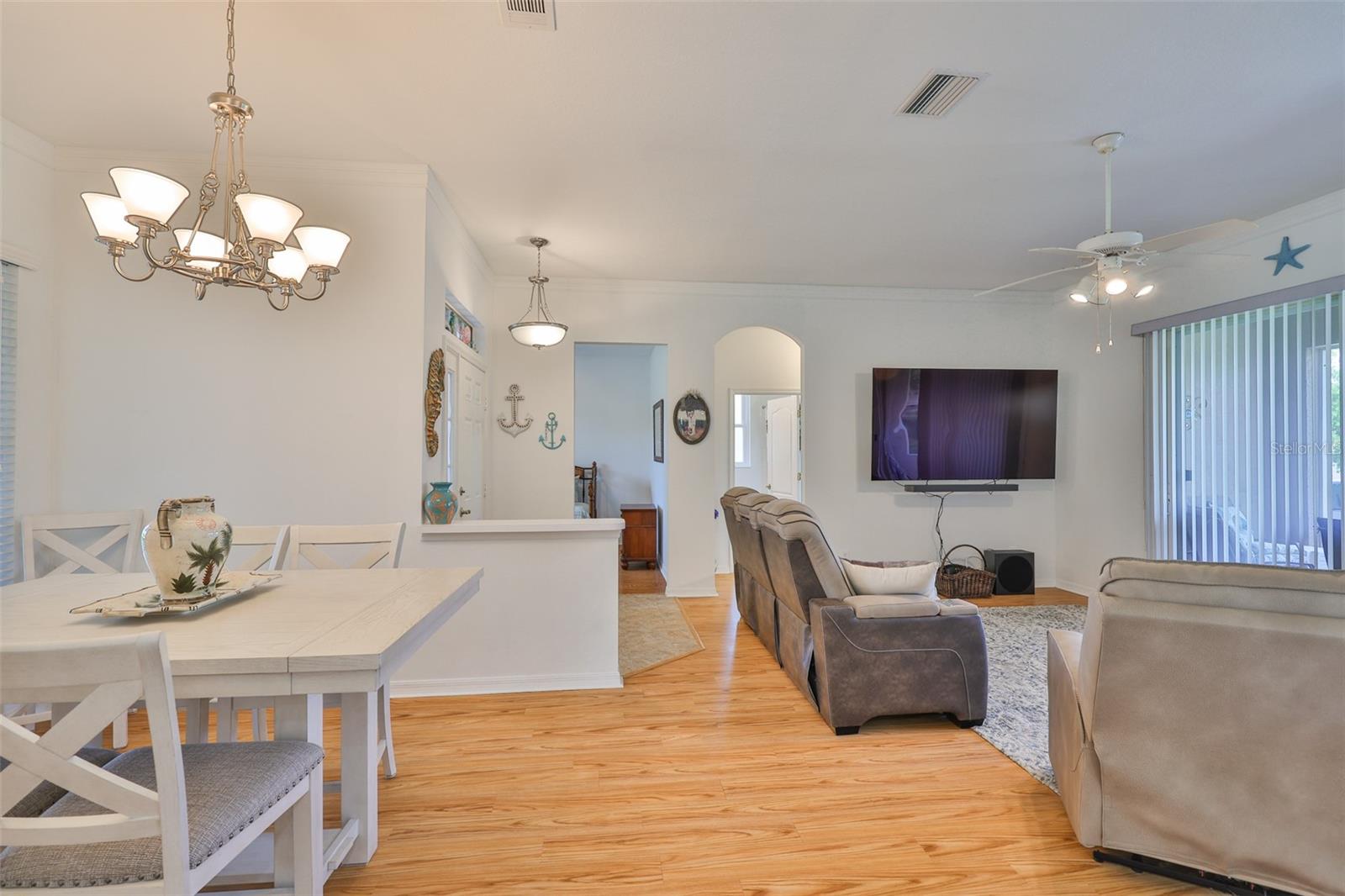 Image 5 of 44 For 2316 Lyndhurst Drive