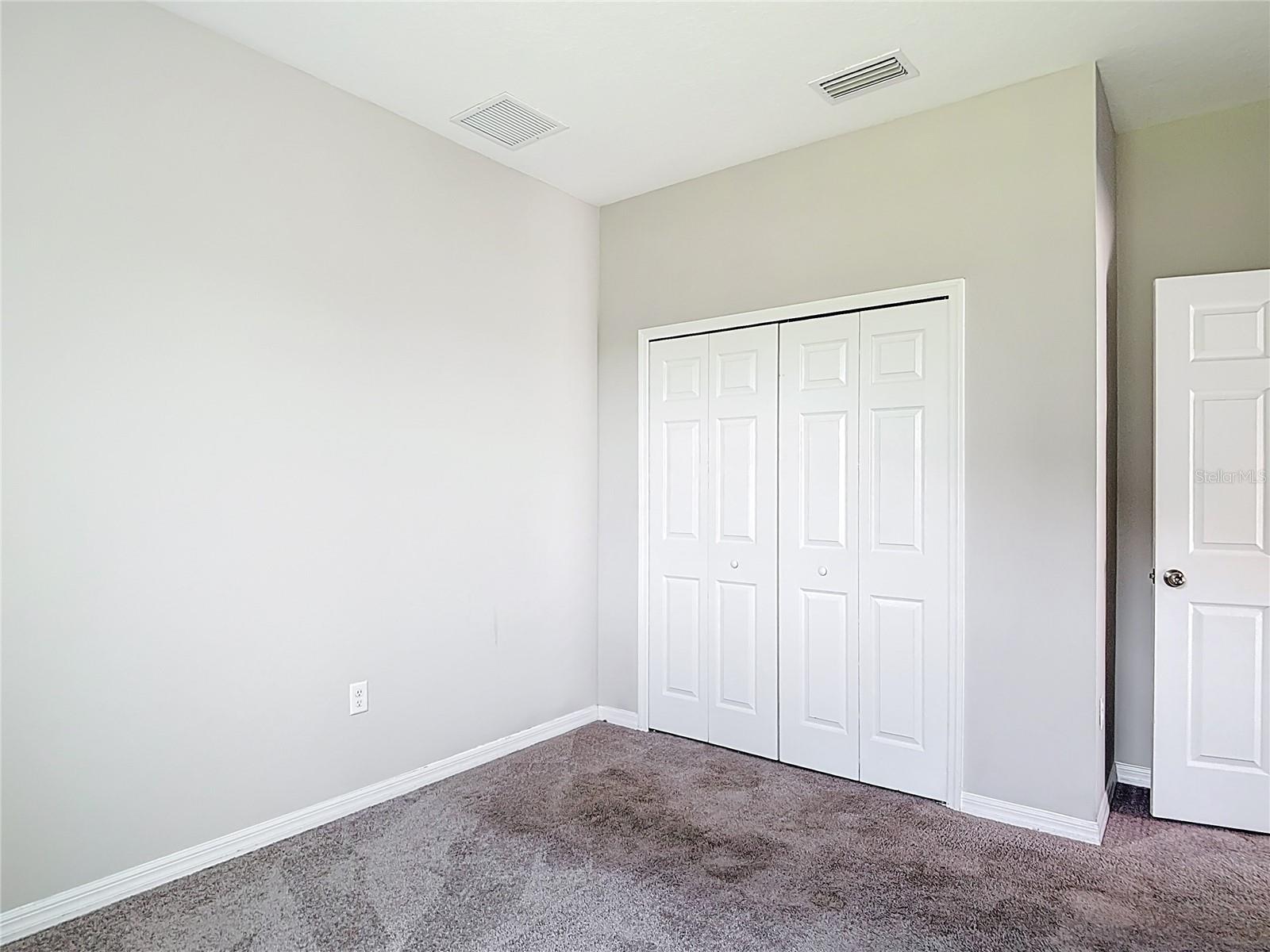 Listing photo id 34 for 7628 Surf Reed Way
