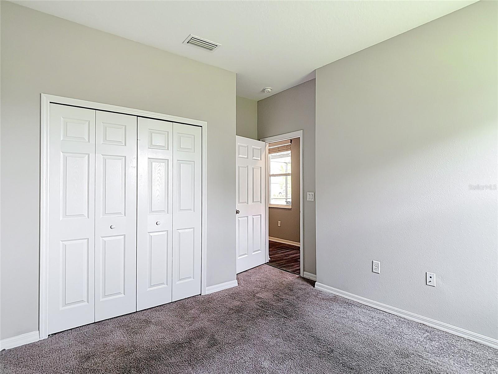 Listing photo id 35 for 7628 Surf Reed Way