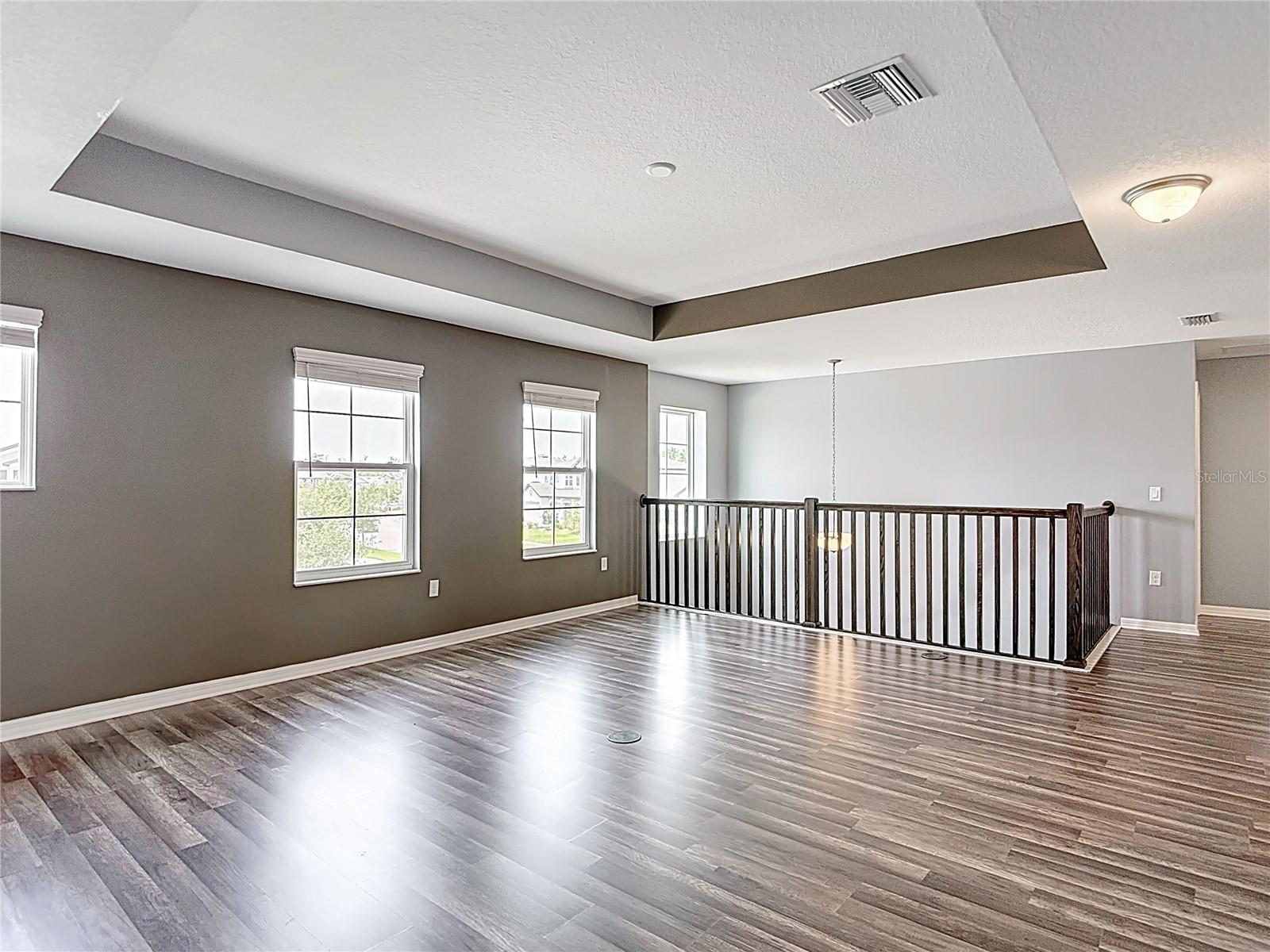 Listing photo id 41 for 7628 Surf Reed Way