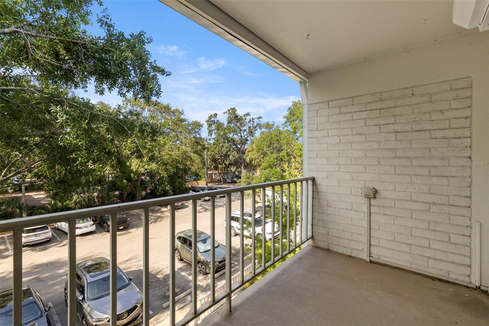 Image 19 of 25 For 3325 Bayshore Boulevard C36