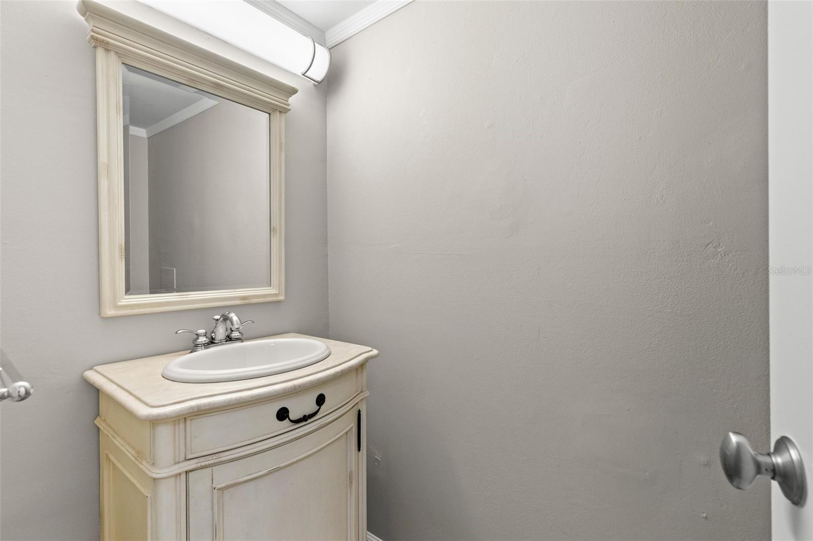 Image 8 of 25 For 3325 Bayshore Boulevard C36