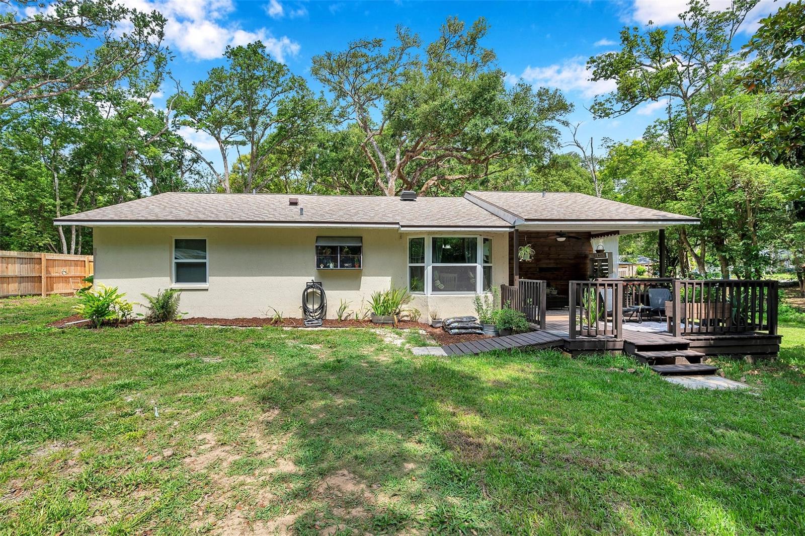 Listing photo id 36 for 316 Jenkins Avenue