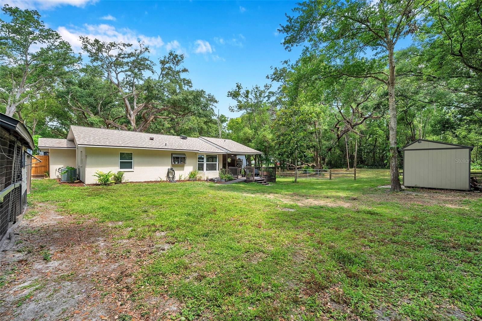 Listing photo id 38 for 316 Jenkins Avenue