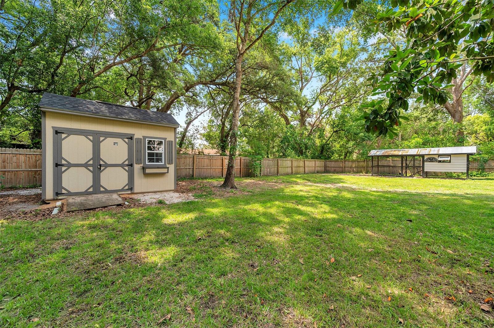 Listing photo id 42 for 316 Jenkins Avenue