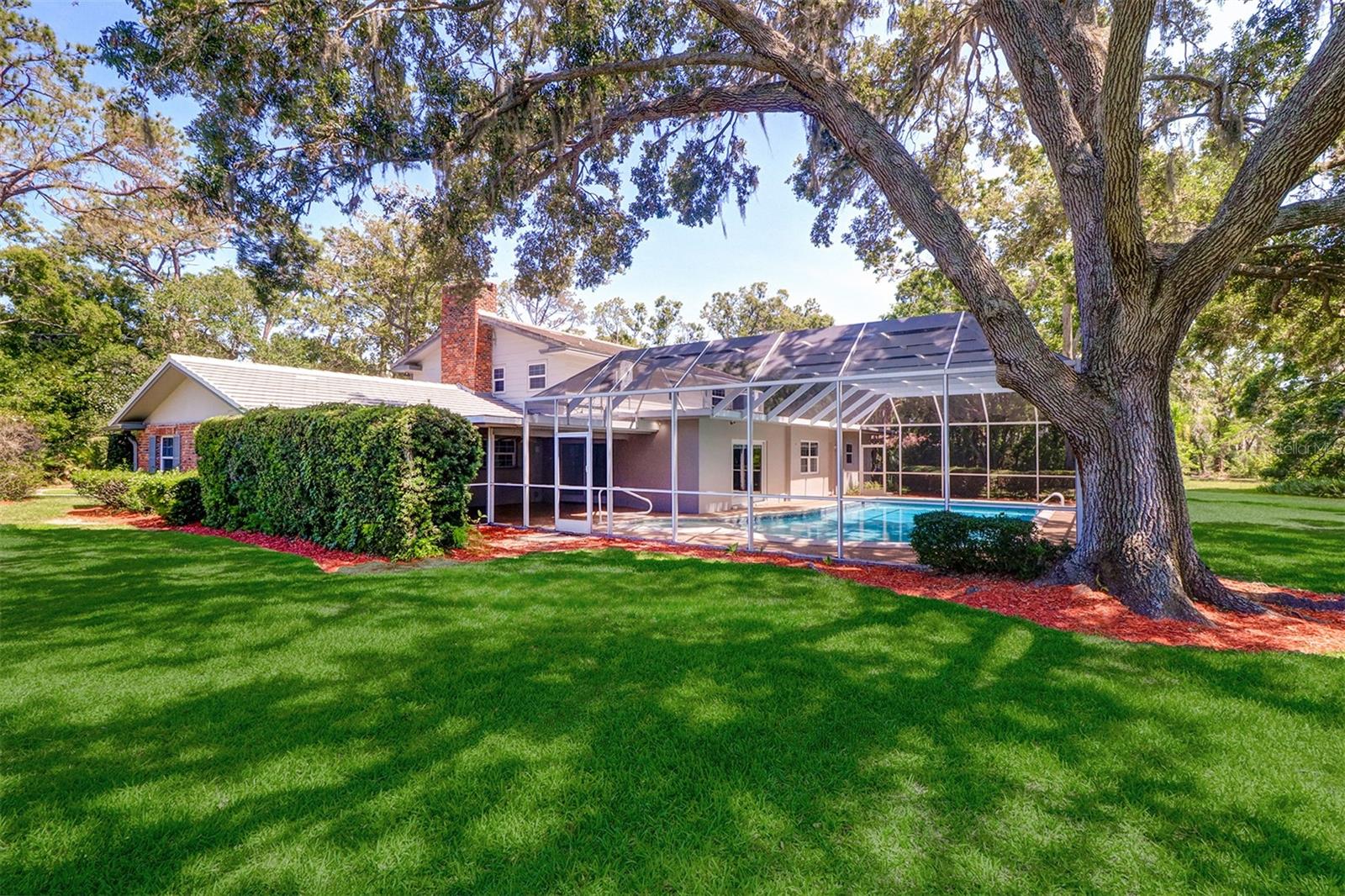 Listing photo id 8 for 1670 Fox Road
