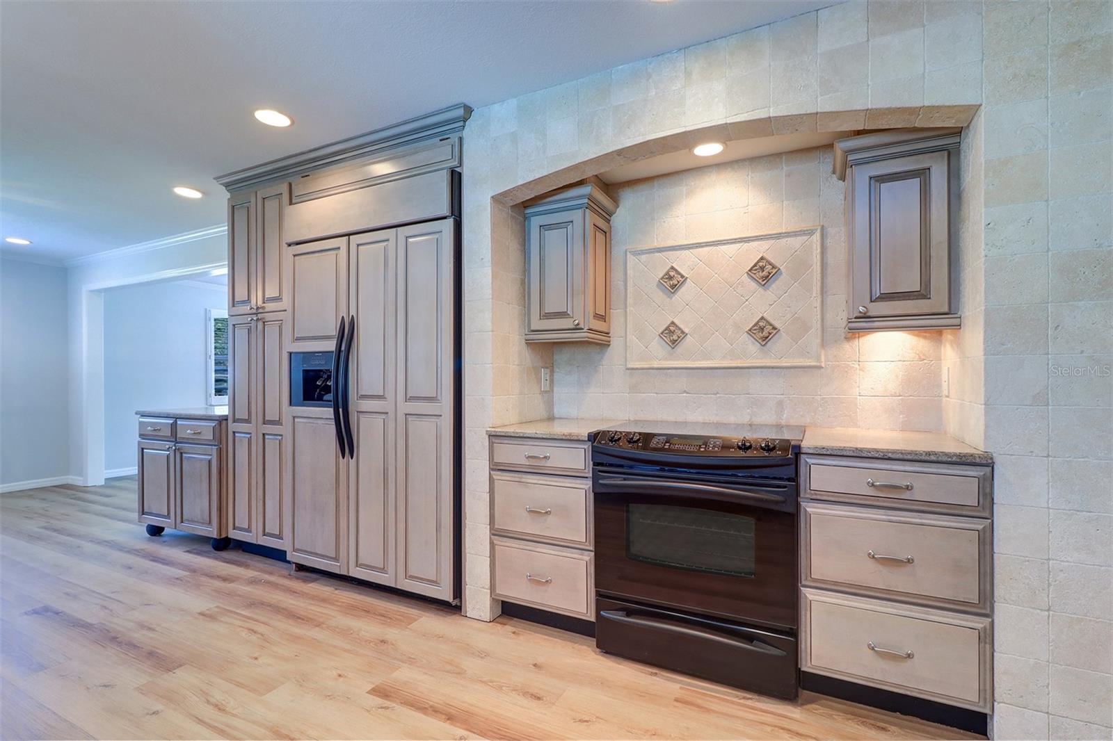 Listing photo id 15 for 1670 Fox Road