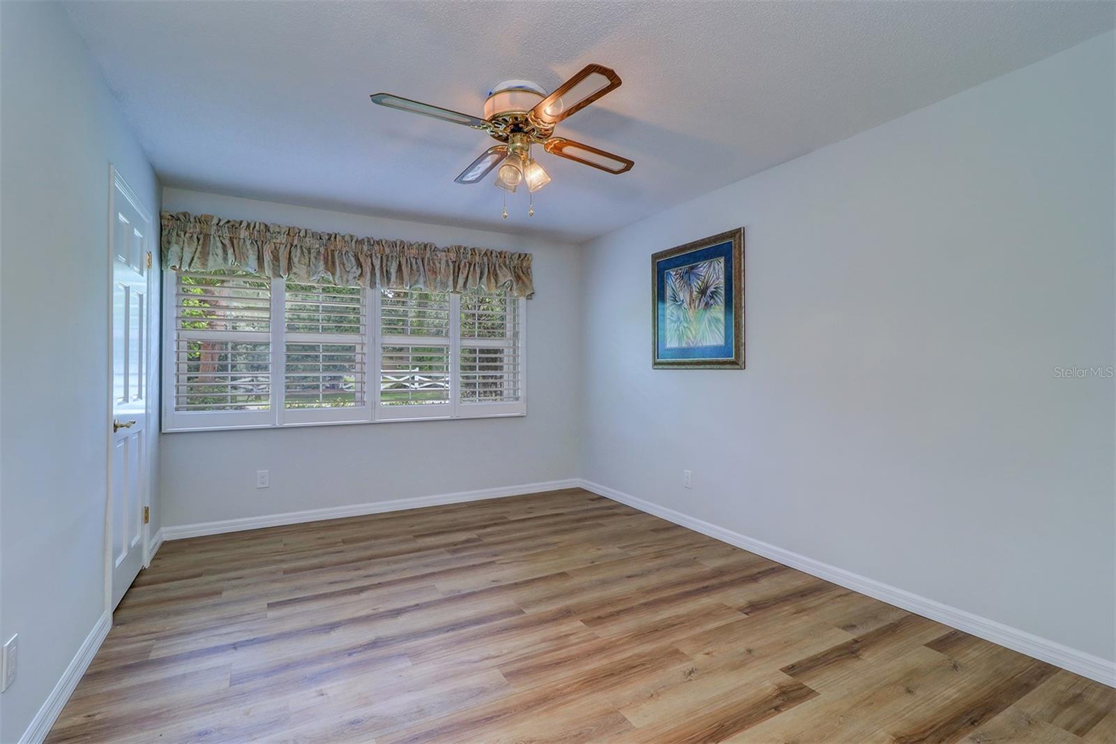 Listing photo id 31 for 1670 Fox Road