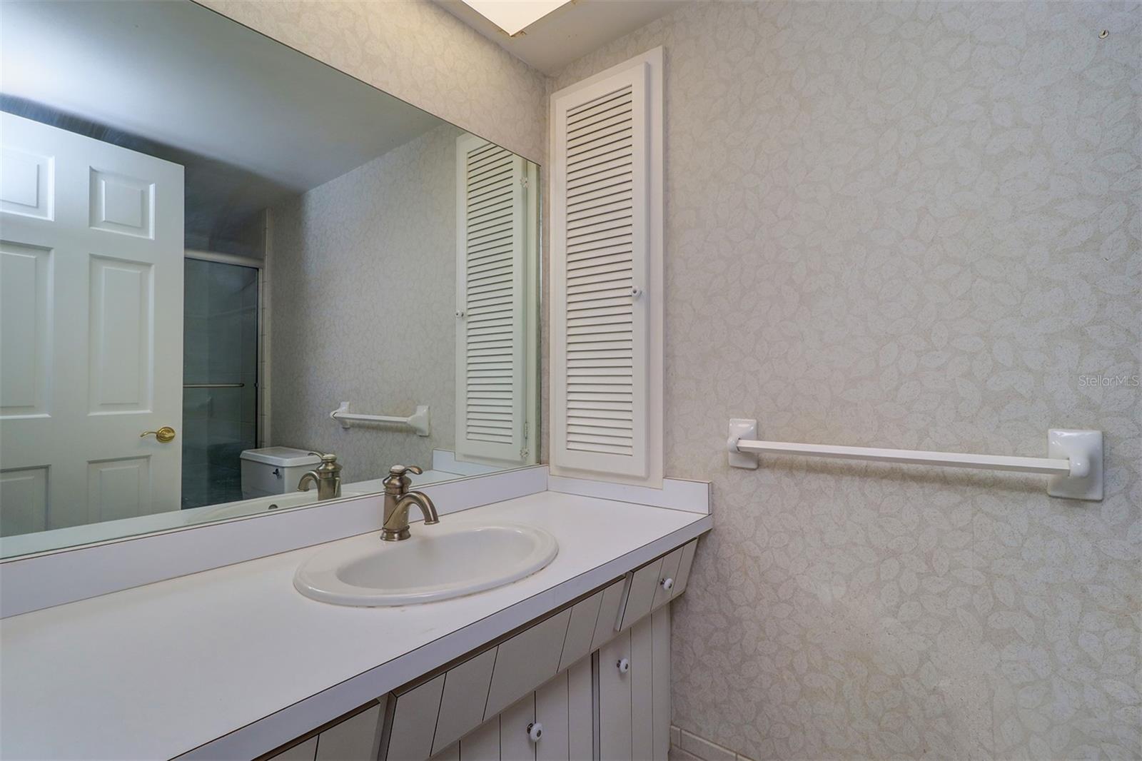 Listing photo id 32 for 1670 Fox Road
