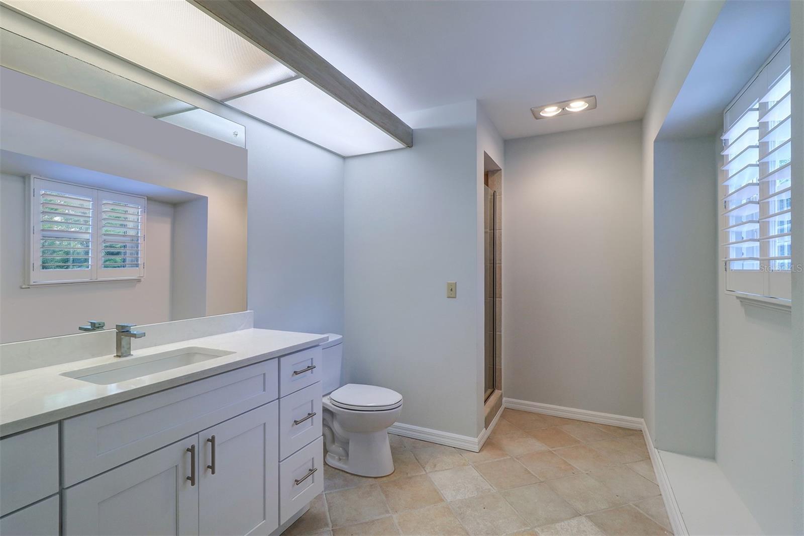Listing photo id 33 for 1670 Fox Road